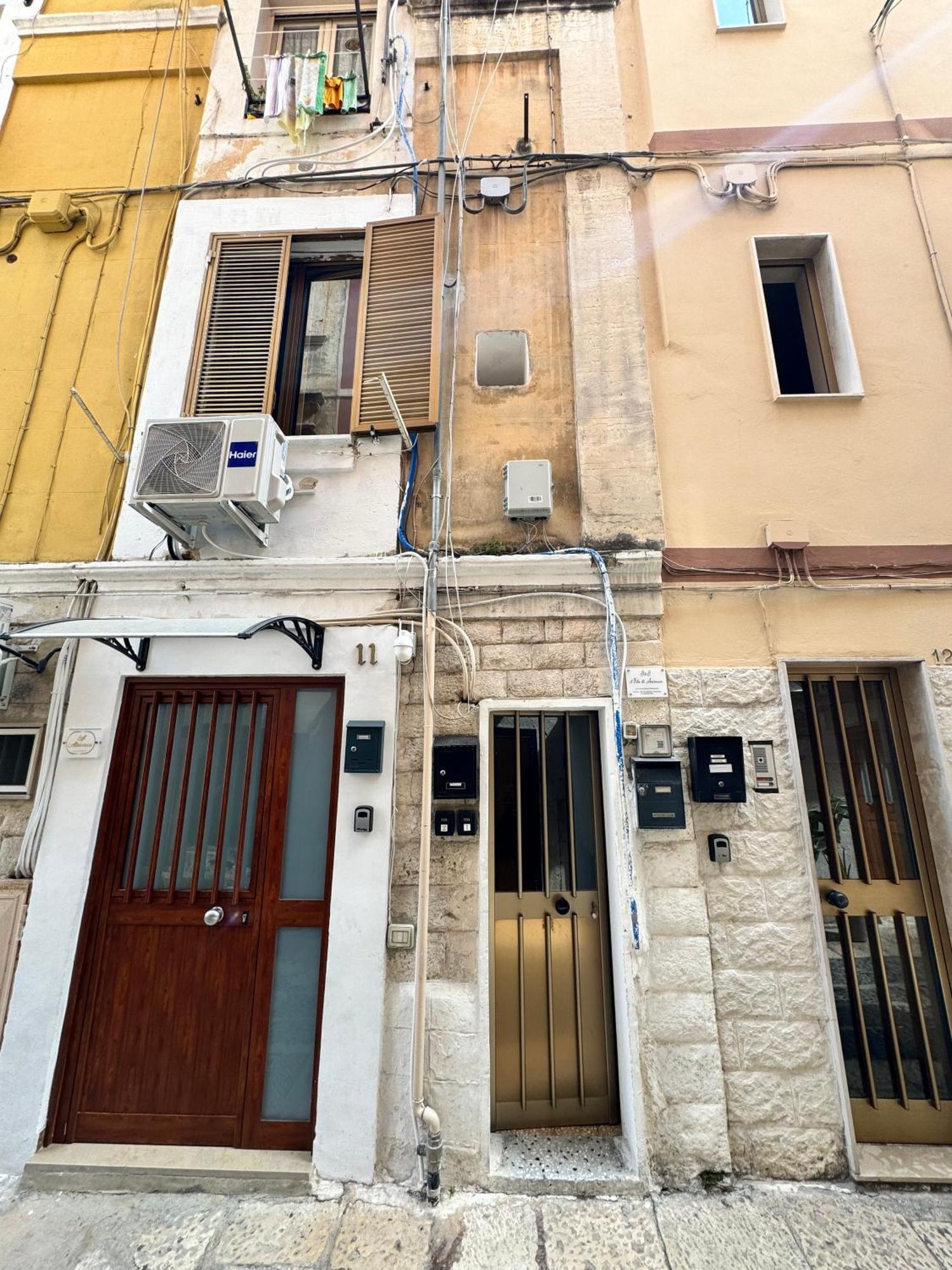 Il Filo Di Arianna Hotel Bari Luaran gambar