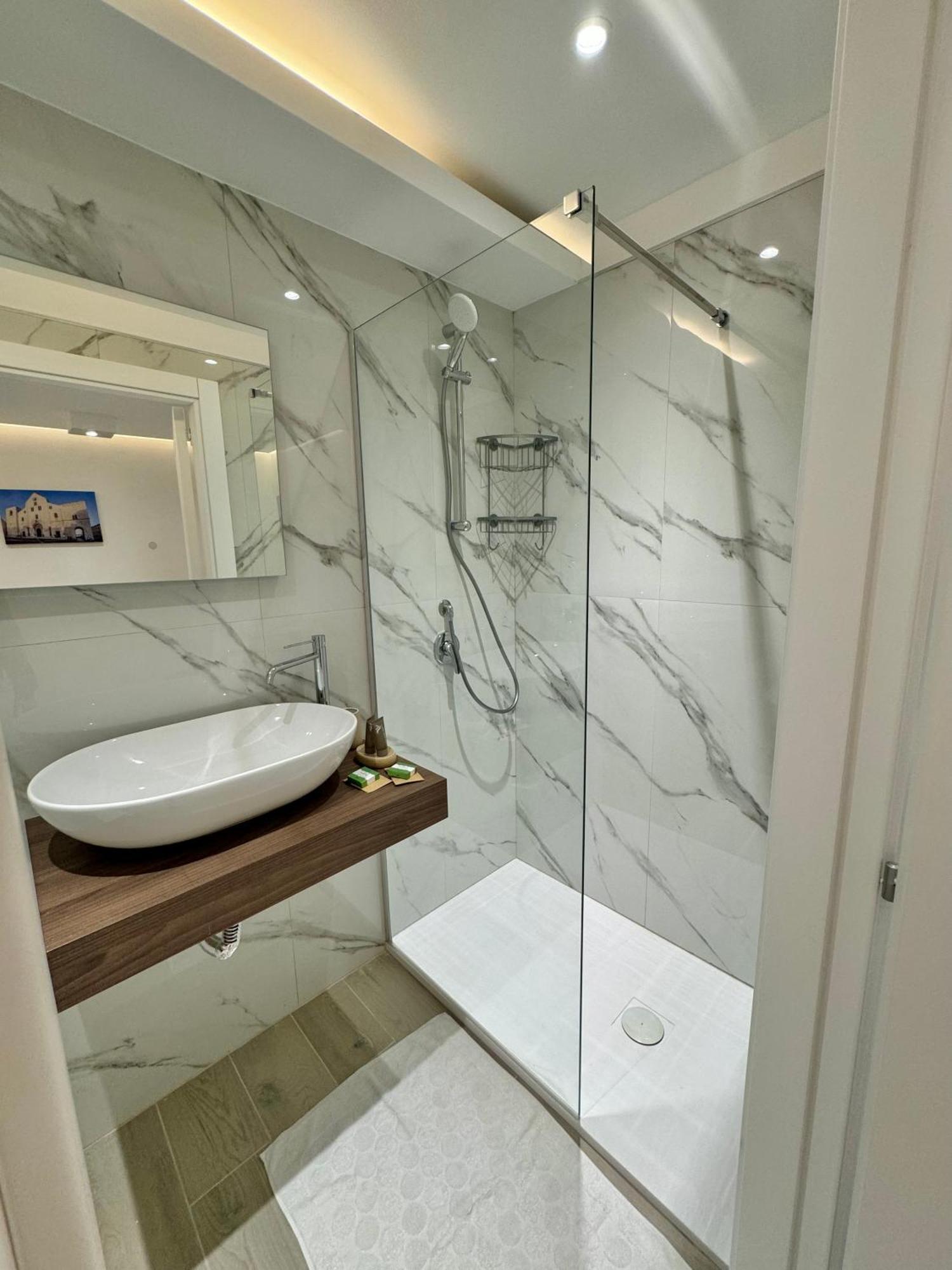 Il Filo Di Arianna Hotel Bari Luaran gambar